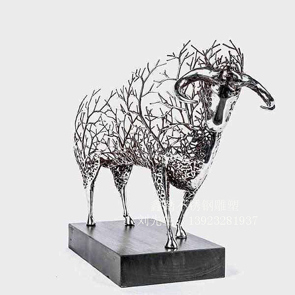 不锈钢金属动物雕塑作品太震撼了!