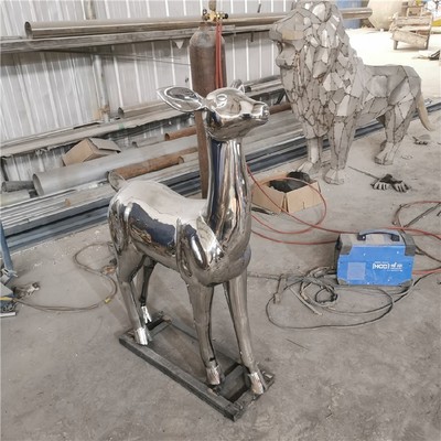 陕西不锈钢鹿雕塑定做,不锈钢镂空鹿雕塑